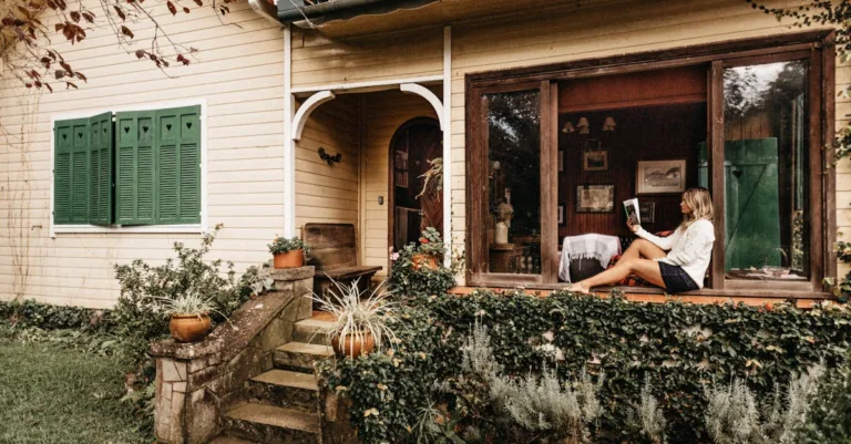 découvrez l'histoire fascinante des belleville triplets, un trio unique alliant talent et complicité, au cœur de la scène culturelle de belleville.